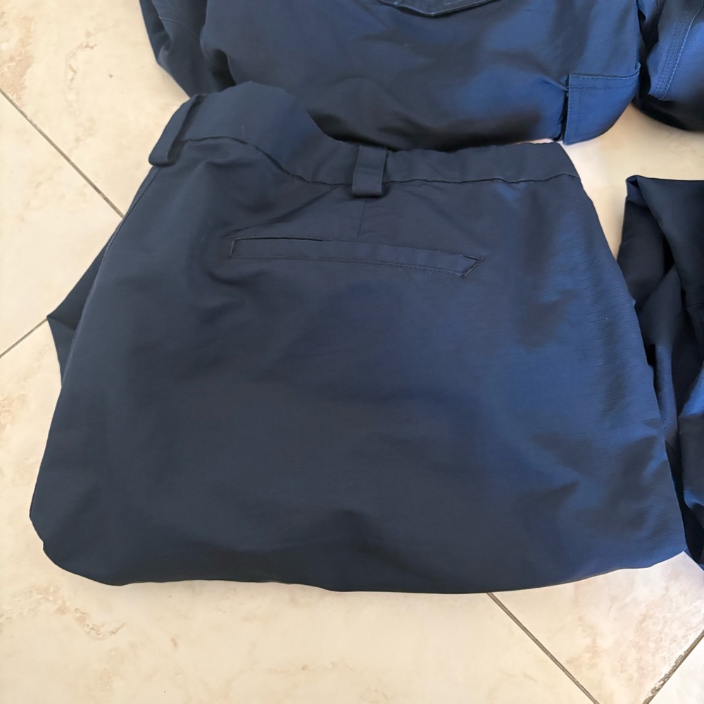 5.11 Tactical Size 50 LOT OF 6 mens Pants - Picture 2 of 15